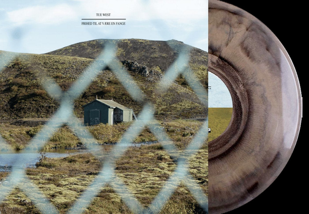 West, Tue - Frihed Til At Være En Fange