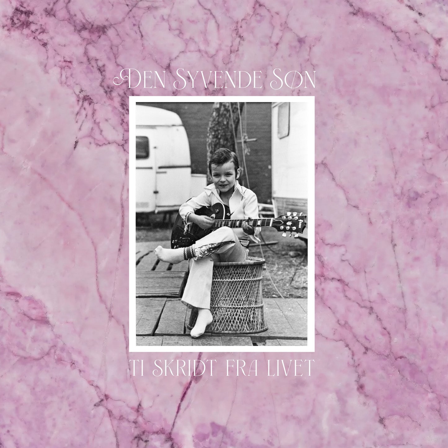 Den Syvende Søn - Ti Skud Fra Livet