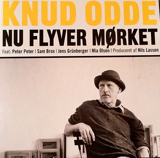 Odde, Knud - Nu Flyver Mørket