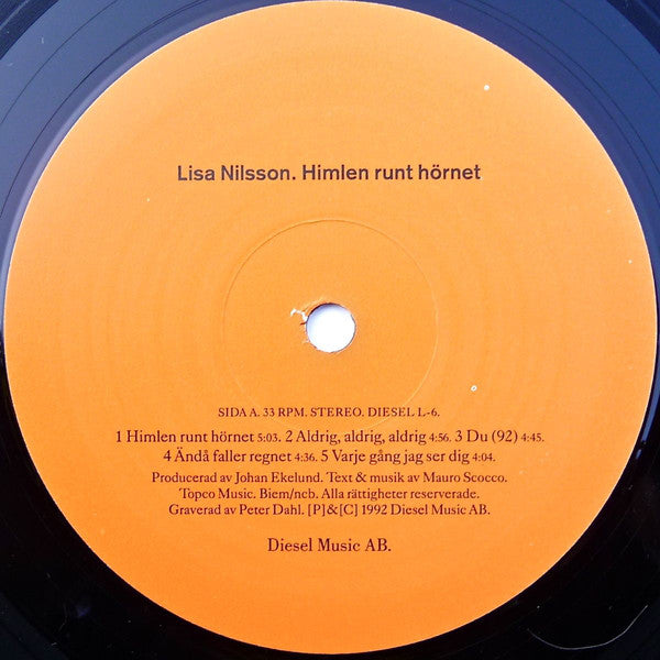 Nilsson, Lisa - Himlen Runt Hörnet