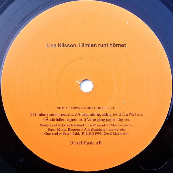 Nilsson, Lisa - Himlen Runt Hörnet