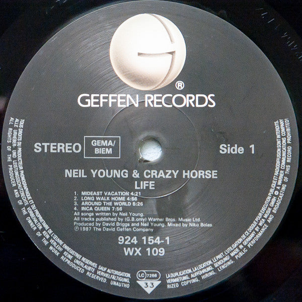 Young, Neil & Crazy Horses - Life