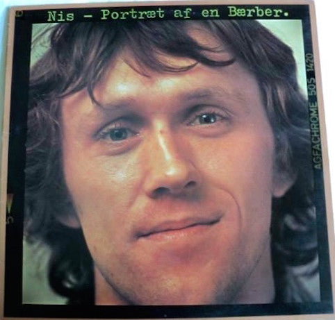 Nis ‎– Portræt Af En Bærber